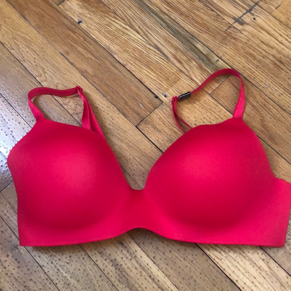 Victoria secret 36DD red bra